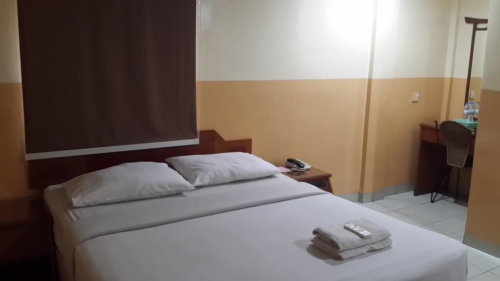 Batam Star Hotel Zimmer foto