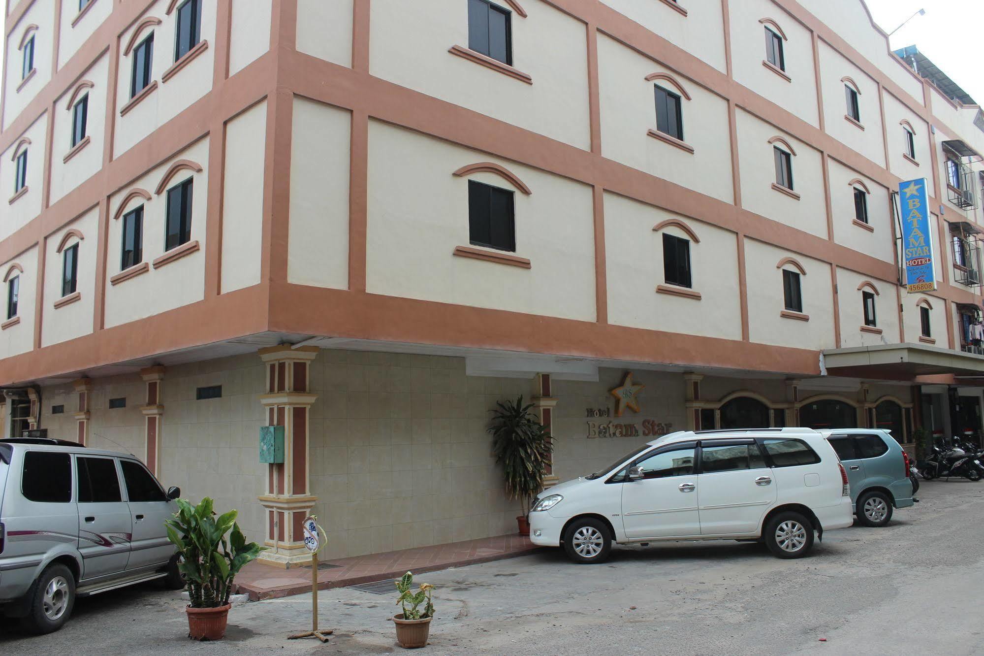 Batam Star Hotel Exterior foto